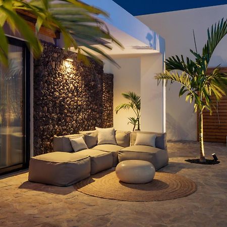 Villa Noma - Design Space With Pool In コラレホ エクステリア 写真