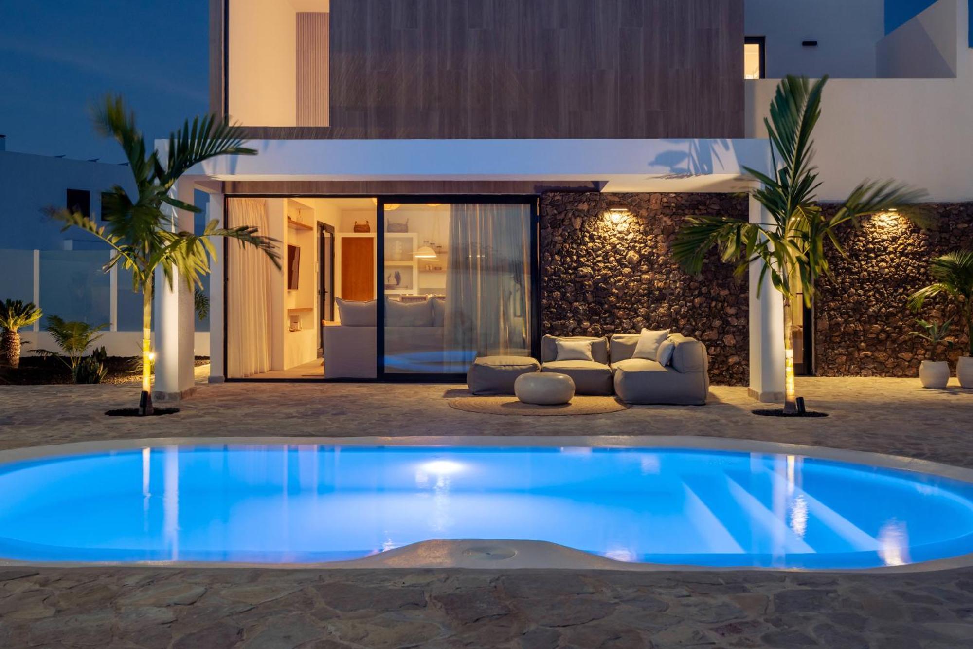 Villa Noma - Design Space With Pool In コラレホ エクステリア 写真